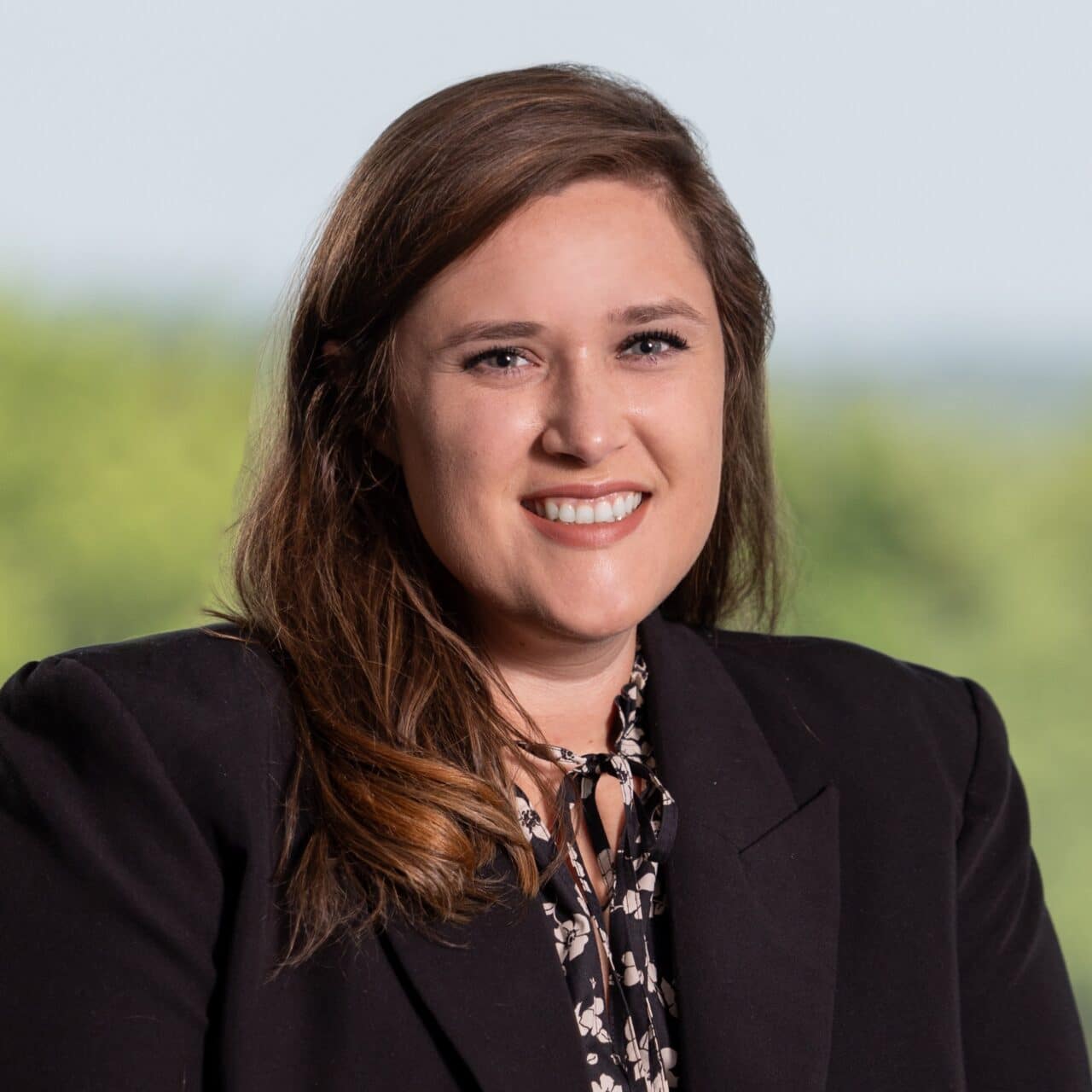 Headshot - Taylor Dietz